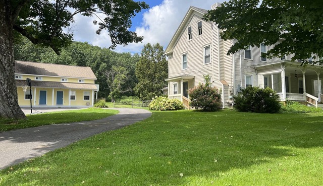 One mile from Cooperstown Dream Park ~ 5 minutes to The Village of Cooperstown