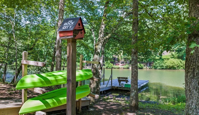 One Oar Missing on Little River w/double fireplaces