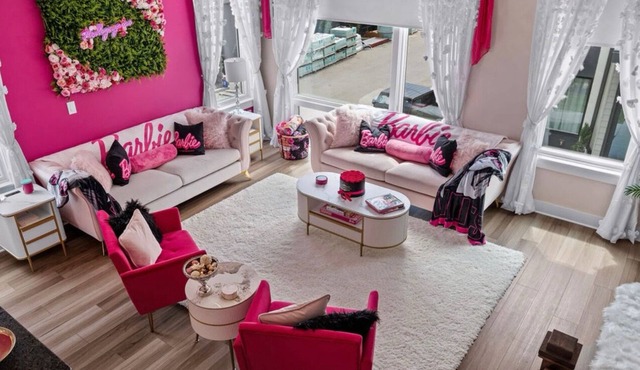 One of a kind Exclusive Barbie Themed Condo in the heart of Chattanooga