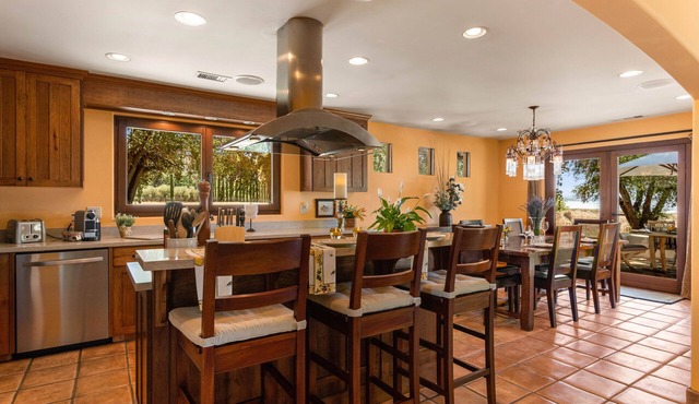 One-of-a-Kind Lakeside Gated Winery Casita Rental on Private Estate