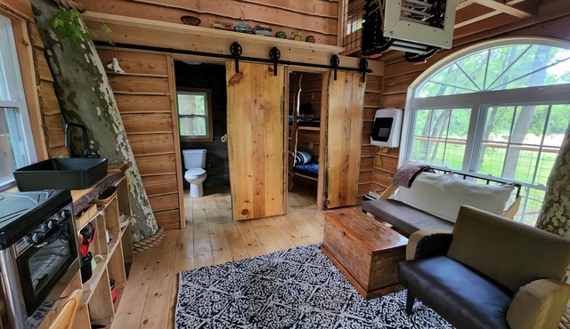 One of a kind Treehouse on the Genesee River