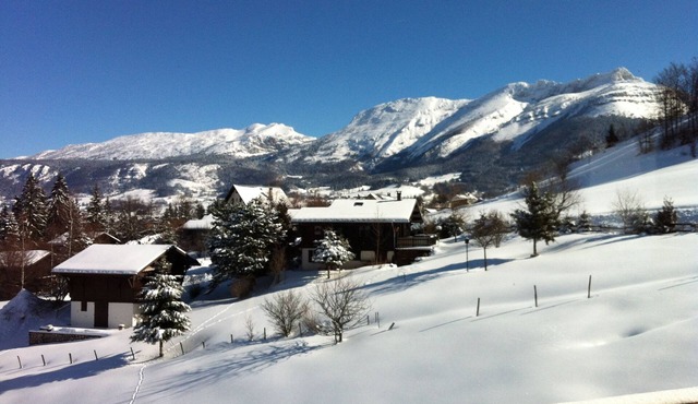 One of a kind! Very nice apartment. in chalet "le SanMarToine" with stunning views