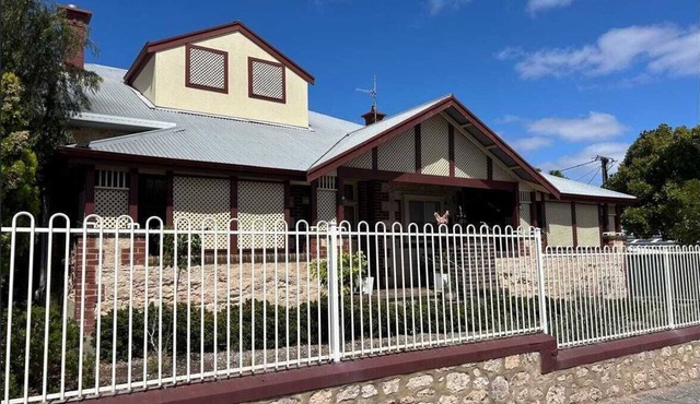 One of Maitland's original homes, transformed into a quality place to holiday.
