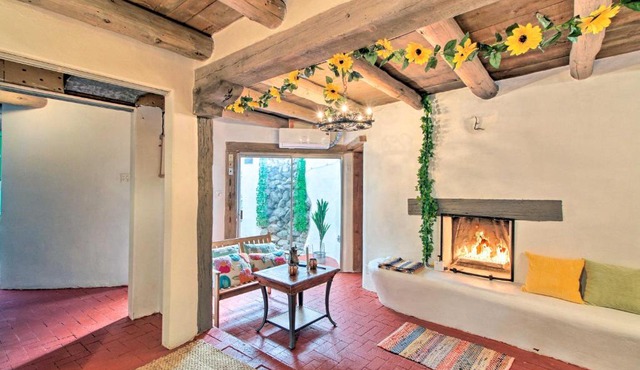 One-of-a-Kind Escape Close to Balloon Fiesta!