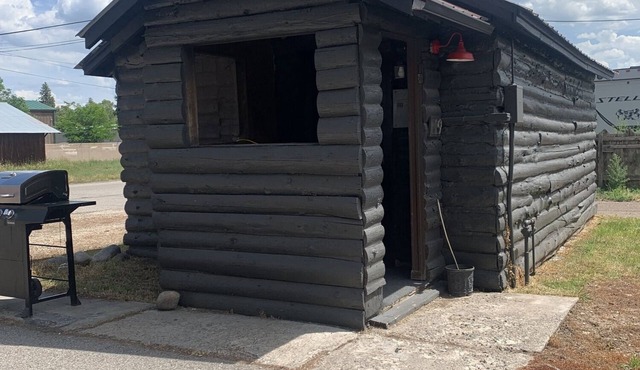 One Room Cabin with Kitchenette