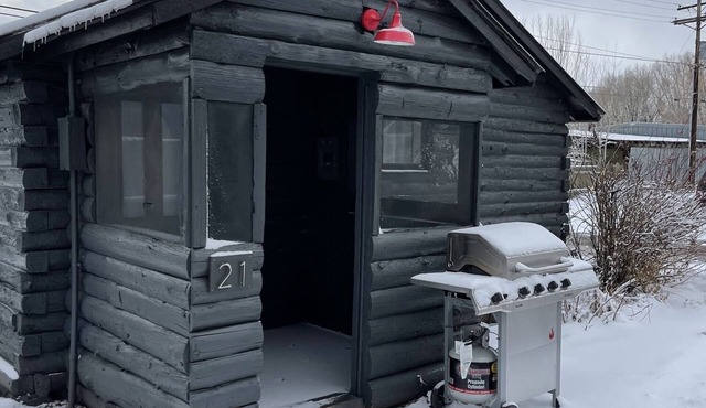 One Room Cabin with Kitchenette