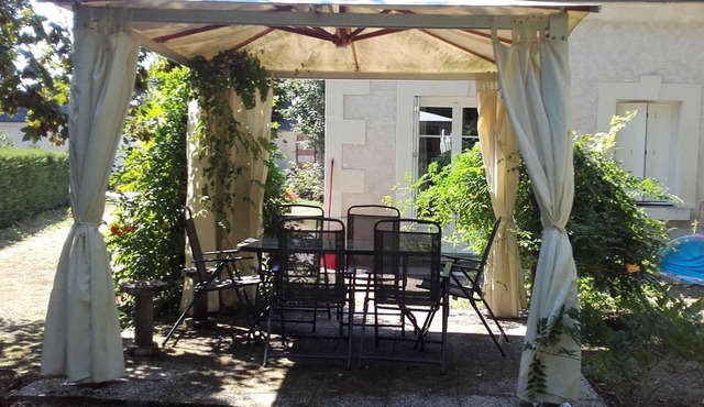One-story house with park near Beauval Zoo