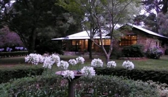 One The Avenue - a quaint country lane 5 minutes to Bowral