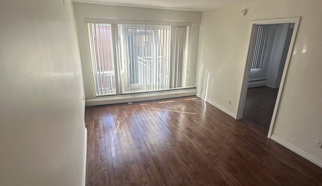 One to Four Bedrooms Apartments in the Heart of Downtown Montreal