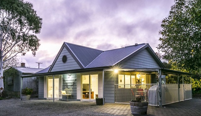 One Tree Accommodation: The Retreat