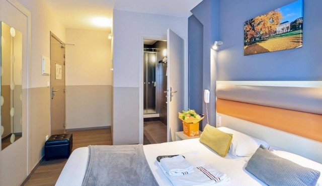 One Unit w/Two Beds | Pet Allowed | Near Place du Marché Gayot