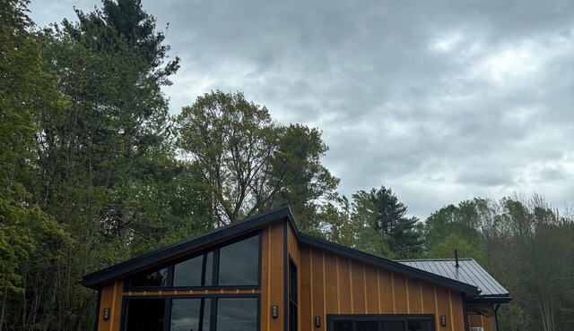 Oneida Lake Jewels, Anna's Place: Stay and Play! 3 miles from Sylvan Beach!