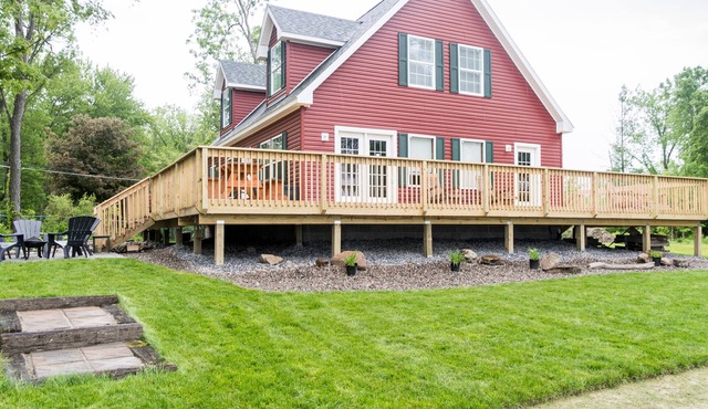 Oneida Lake, Lake House 1 acre lot, lots of parking