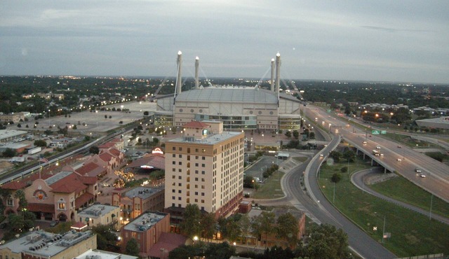 Only 3 Blocks from Gonzalez Convention Center | Free Breakfast + 24-Hour Business Center