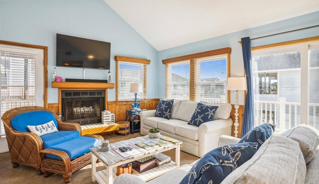 ONLY 450 feet to beach! Ocean Views! Private pool, Hot Tub!