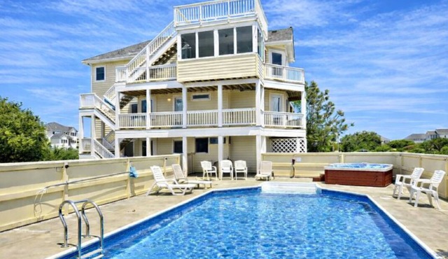 ONLY 500 feet to beach with views of ocean and sound! Pool, HotTub, Pets