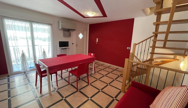 only 50meters from beach and Cap Martin