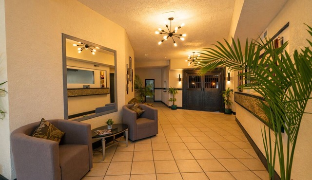 Onyx Hotel
