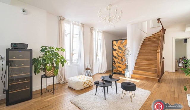 Opaline House