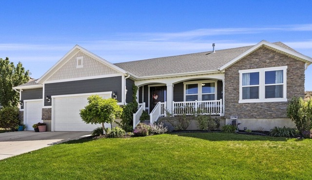 Open Airy Family Home