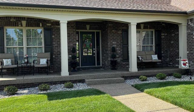 Open Concept Home in East Louisville