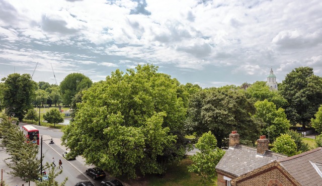 Open Concept Living | WiFi | 2Bed | Clapham Common