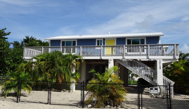 OPEN FOR 2025 LOBSTER SEASON! Nice 2-bedroom Canal Home in serene Big Pine Key!