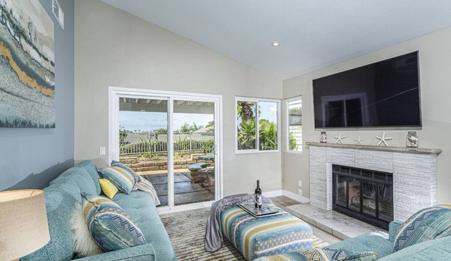 ~OPEN May 10-14! Ocean View! Pool & Spa, Pets OK, Gated by Beach!~