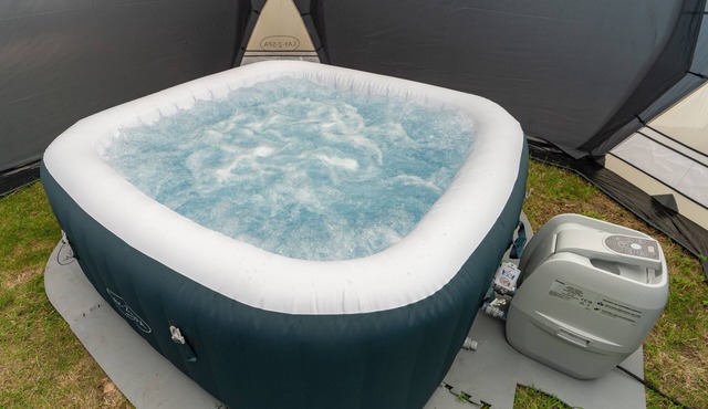 Open Mind Property - Hottub, Sleeps10 & Parking