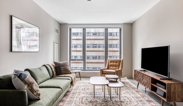 Open North Station 2BR w/Gym, nr Restaurants & Shops, by Blueground