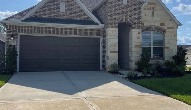 Open-Plan 3BR w/Office, Patio & Lake Fun