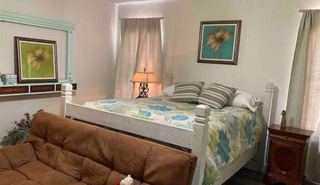 Open Sky Guesthouse: open, airy, centrally located