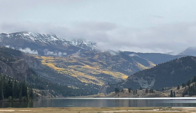 OPEN YEAR ROUND - 3 Bedroom Lake San Cristobal Condo on the Alpine Loop
