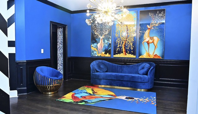 Ophelia Palace , Content House, Unique, Stylish. Luxury, Photoshoot house.