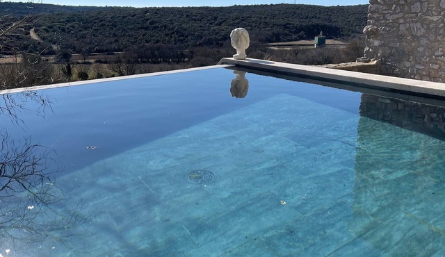 Oppida - Charmante maison en pierre avec piscine
