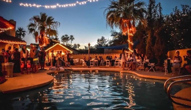 Opuluxe Moroccan Villa: Pool & Sports