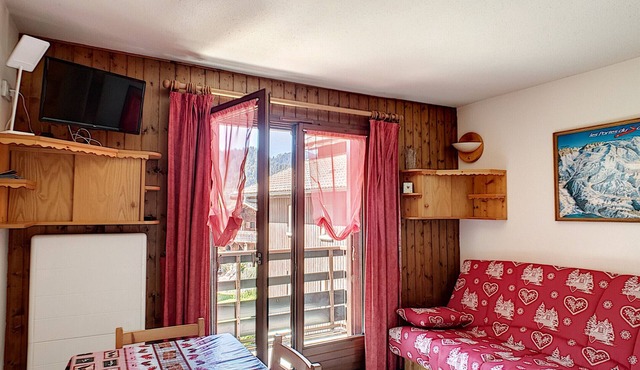 Orée 24A - Sleeps 4 - Sunny studio - Montriond - Near Ardent and Morzine