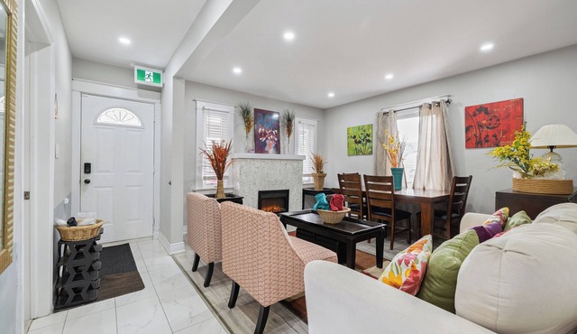 Ora's Place BNB- Walking Distance to View Falls