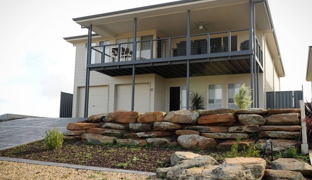 Orana House- Mannum Waters
