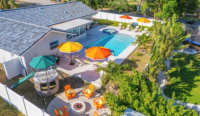 Orange Blossom~6mi to beach~Htd Pool+Hot Tub~Gameroom~Gym~Fire Pit~Playground