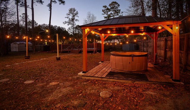 Orange Blossom Retreat | Hot Tub, Pool, and Game Room!