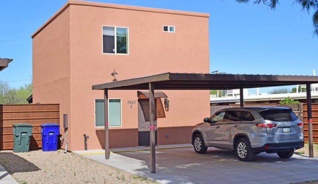ORANGE HOUSE 2019NEW HOME 2 SUITES NEAR UA (Unit2)