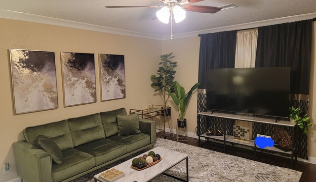 Orange Texas Honey Hive - Upscale living with small town charm.