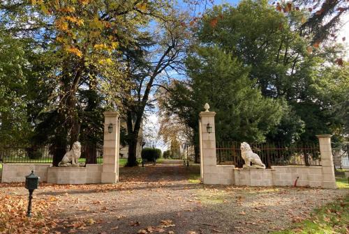 Orangerie du Château Marith - Tonneins Aiguillon Marmande - Séjour touristique et Soirée étape