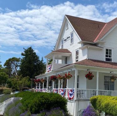 Orcas Hotel