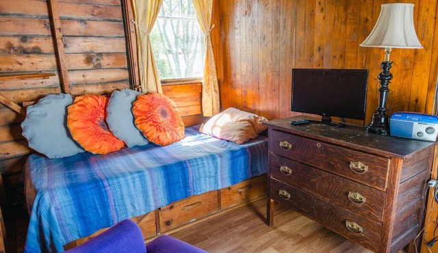 Orchard Cabin #4 - Hubbards Beach