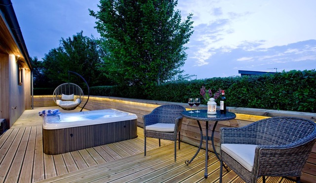 Orchard Lodge, Strawberryfield Park