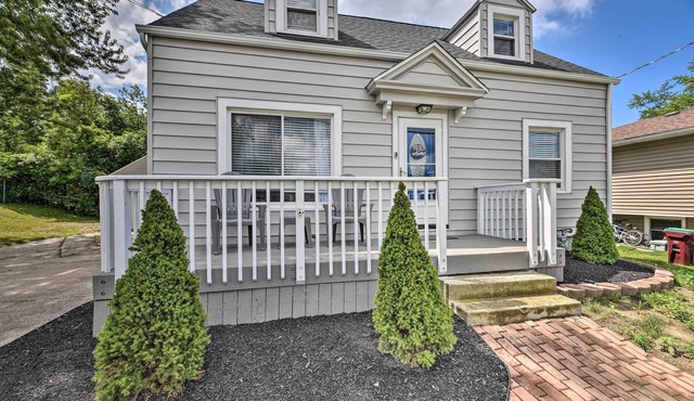 Orchard Park Home < 2 Mi to Highmark Stadium!