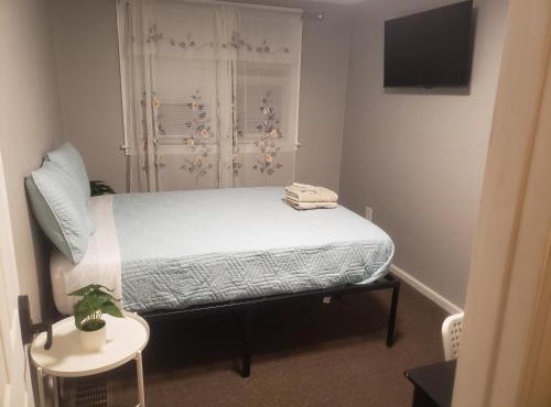 Orchard Room by the Airport - Shared Space