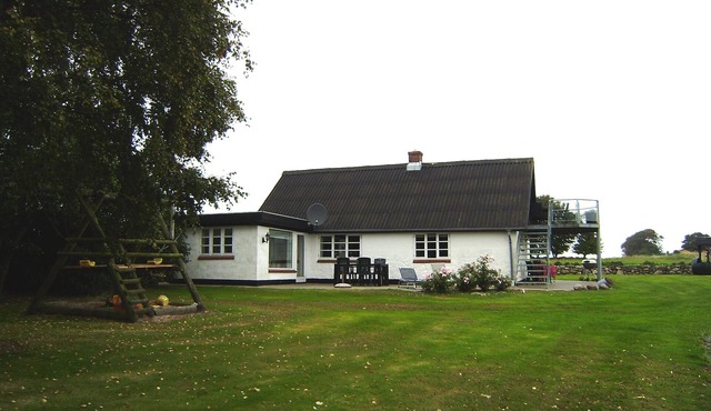 Ørding/Øster Assels. Charming holiday house w/view over the fjord.